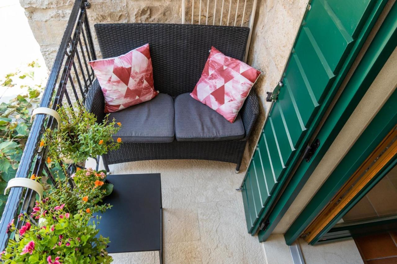 Apartments Linda Makarska Bagian luar foto
